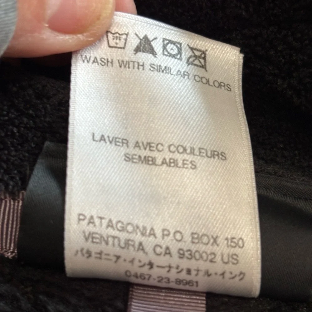 Patagonia Re-tool Snap-T pullover Black Fleece with Purple Trim, flawed‎ SZ S